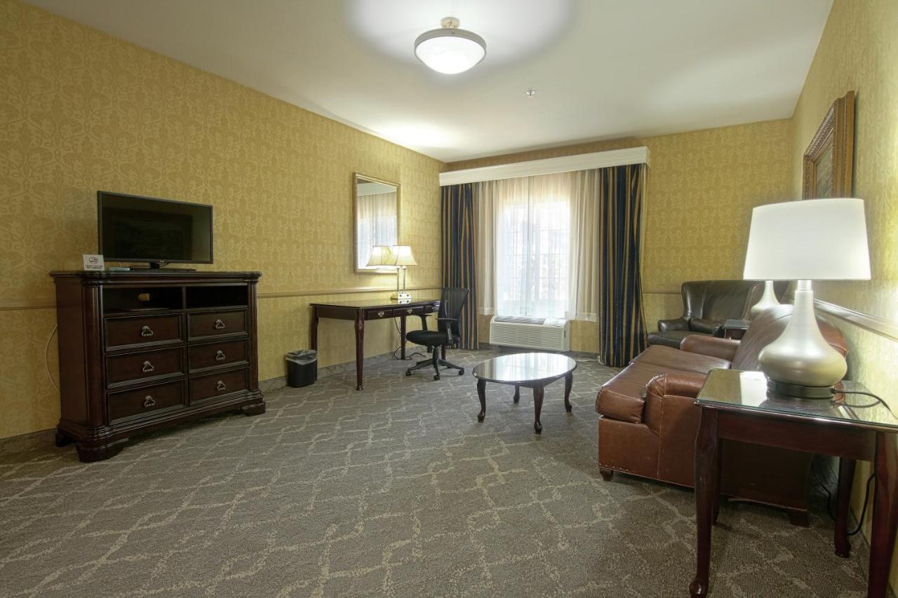 Azure Hotel&Suites Ontario Trademark Collection By Wyndham Esterno foto